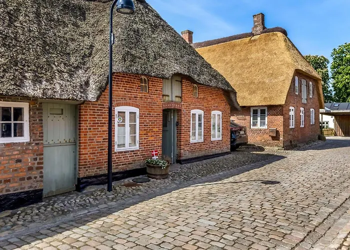 Deik - 25km From The Sea By Interhome